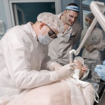 ניתוח מאמי מייק אובר